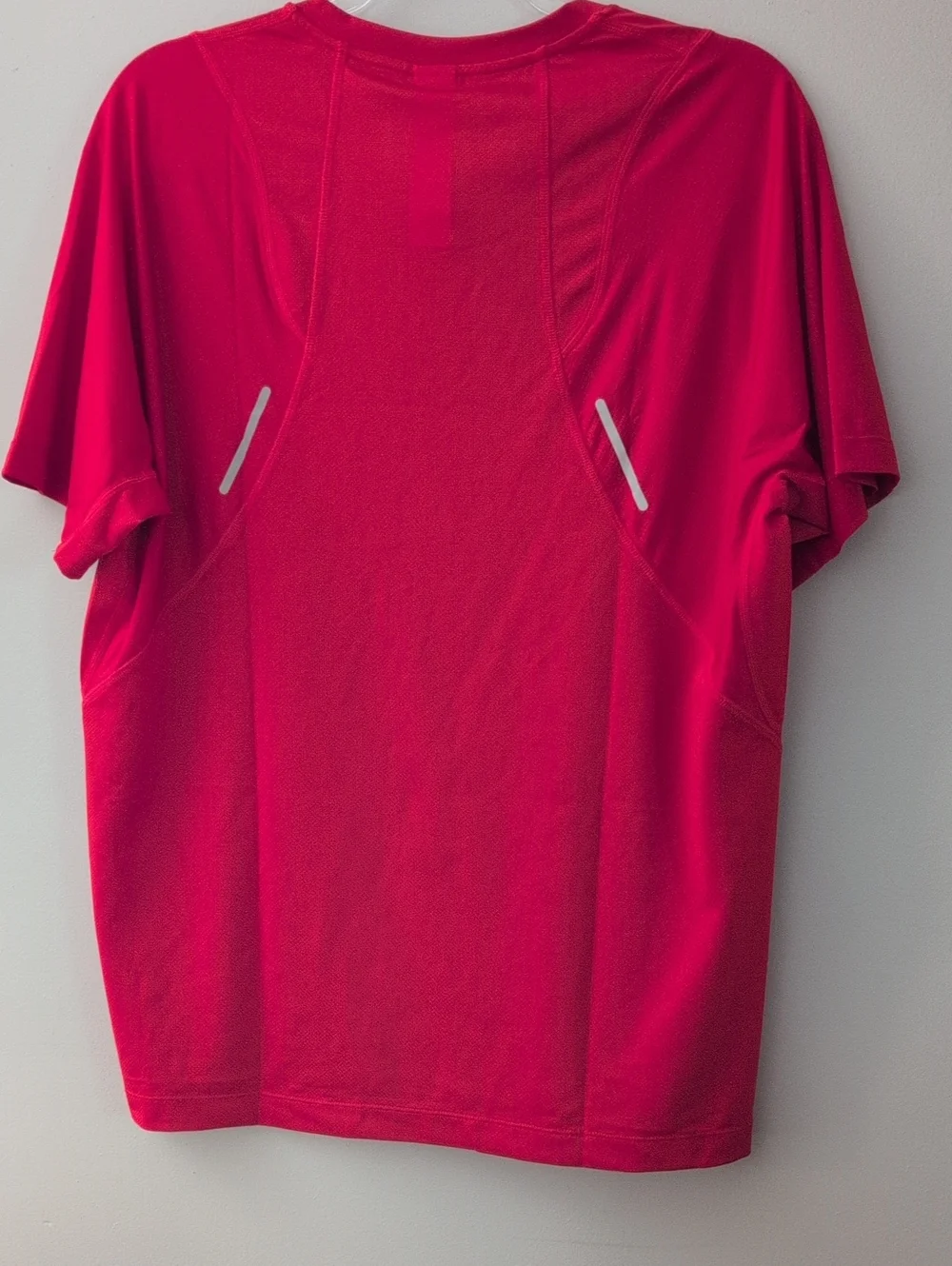 Fabletics Raspberry Red Crew Neck Performance Tee - Picture 3 of 4
